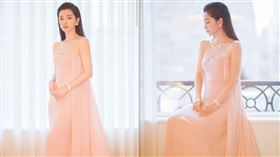 成龍近日因多次伸手觸碰容祖兒的背部，動作疑似越界，今日被網友翻出他與女星李冰冰的「床戲」再度成為焦點。（圖／翻攝自李冰冰IG）