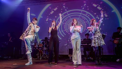 台八男神唱「催淚金曲」爆哭！現場成淚海