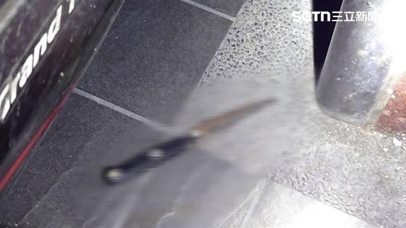 北市李男談判助陣時持水果刀刺死劉男。（圖／翻攝畫面）