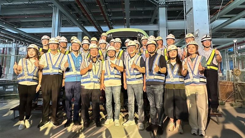 全功能五級金城機廠曝光，捷運萬大中和線拚2027完工，搭乘全線僅需14分鐘。（圖／新北捷運局提供）