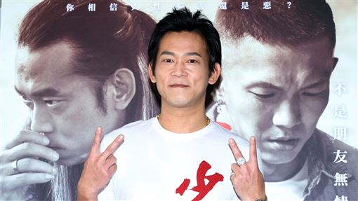 顏正國&quot;只見2次面&quot; 浪子回頭假釋秒娶妻