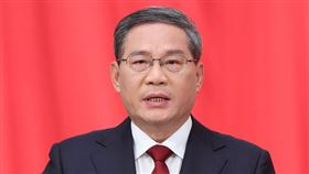 2024年中國國務院總理李強在人大第二次會議開幕作政府工作報告。翻攝自新華網