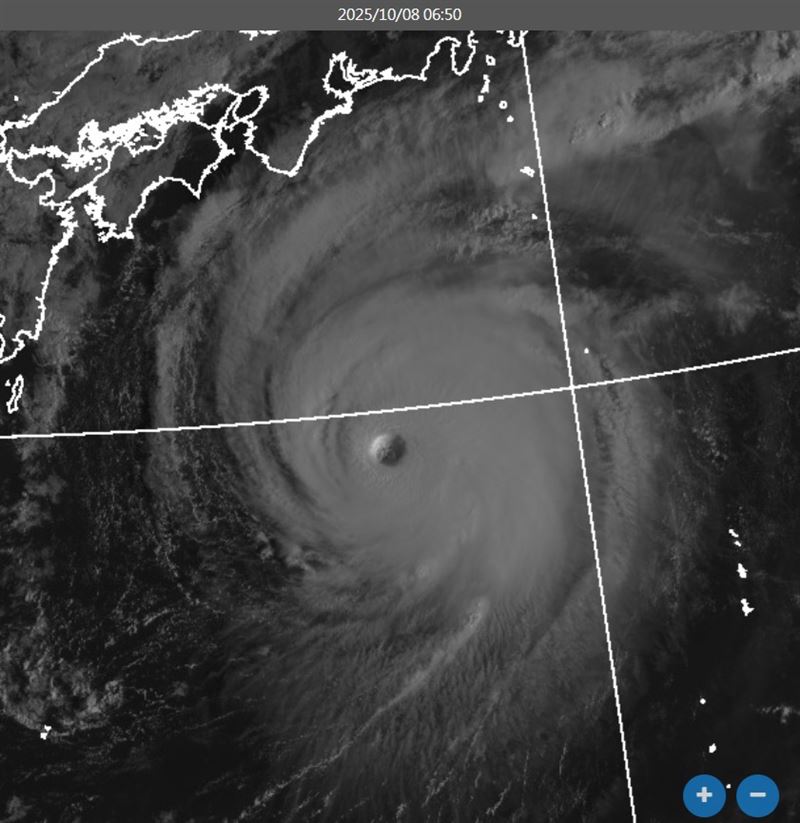 哈隆颱風的雲型大約是中颱上限或強颱下限，且很像日常用的「颱風符號」。（圖／翻攝自鄭明典臉書）