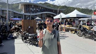 鏟子小超人！國二生獨自衝花蓮揮鏟清淤