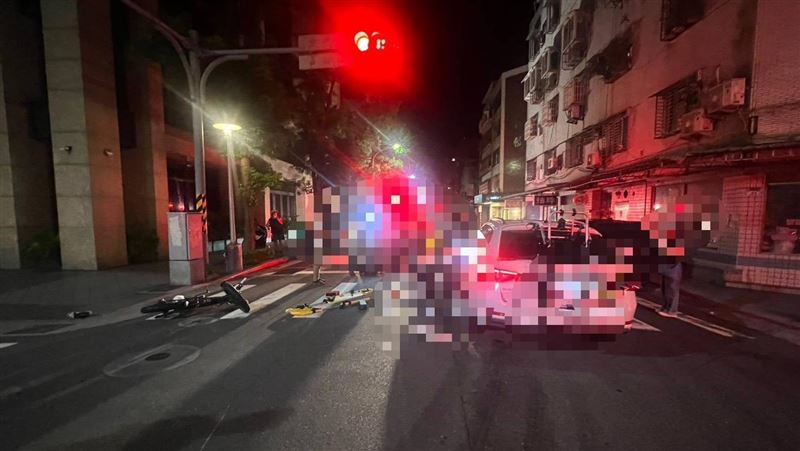 台北信義區發生嚴重車禍，15歲少女不幸離世。（圖／翻攝畫面）