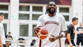 前NBA金塊球星、有「半獸人」之稱的Kenneth Faried正式加盟，成為陣中第三位洋將。（圖／台南台鋼獵鷹提供）