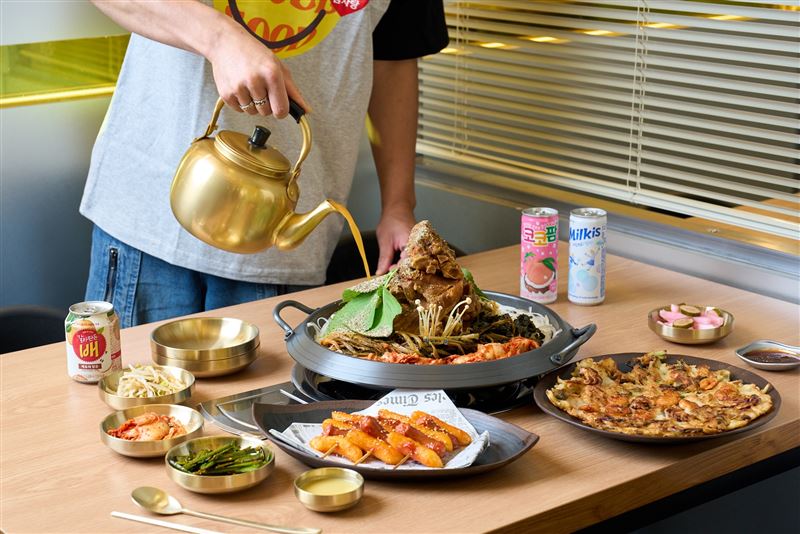 「Uncle-K馬鈴薯排骨火鍋」以台灣市場少見的正統馬鈴薯排骨湯美味聞名。(圖／Uncle-K馬鈴薯排骨火鍋提供）