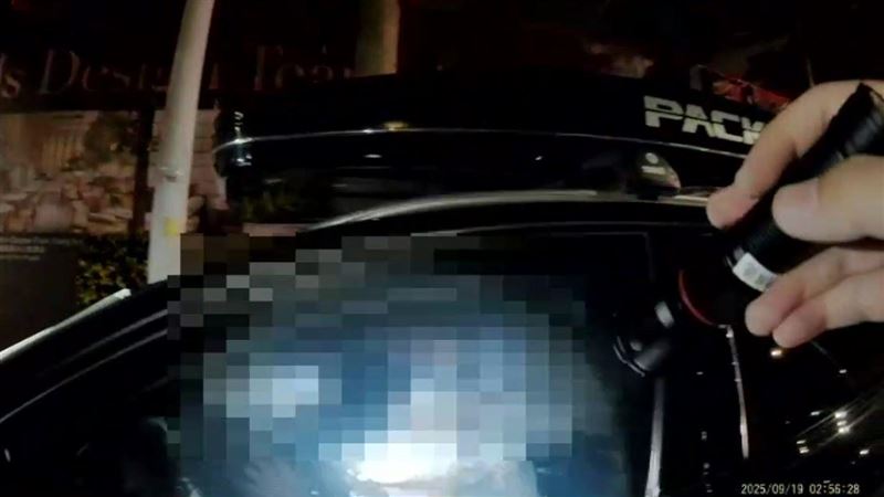 酒駕男「鎖車門裝睡」　聽2關鍵字秒清醒