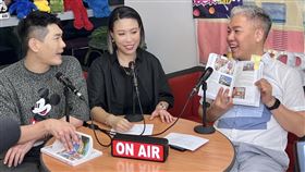 左起主持人小鹿偉皓、亞美將與阿甘。（圖／民視提供）