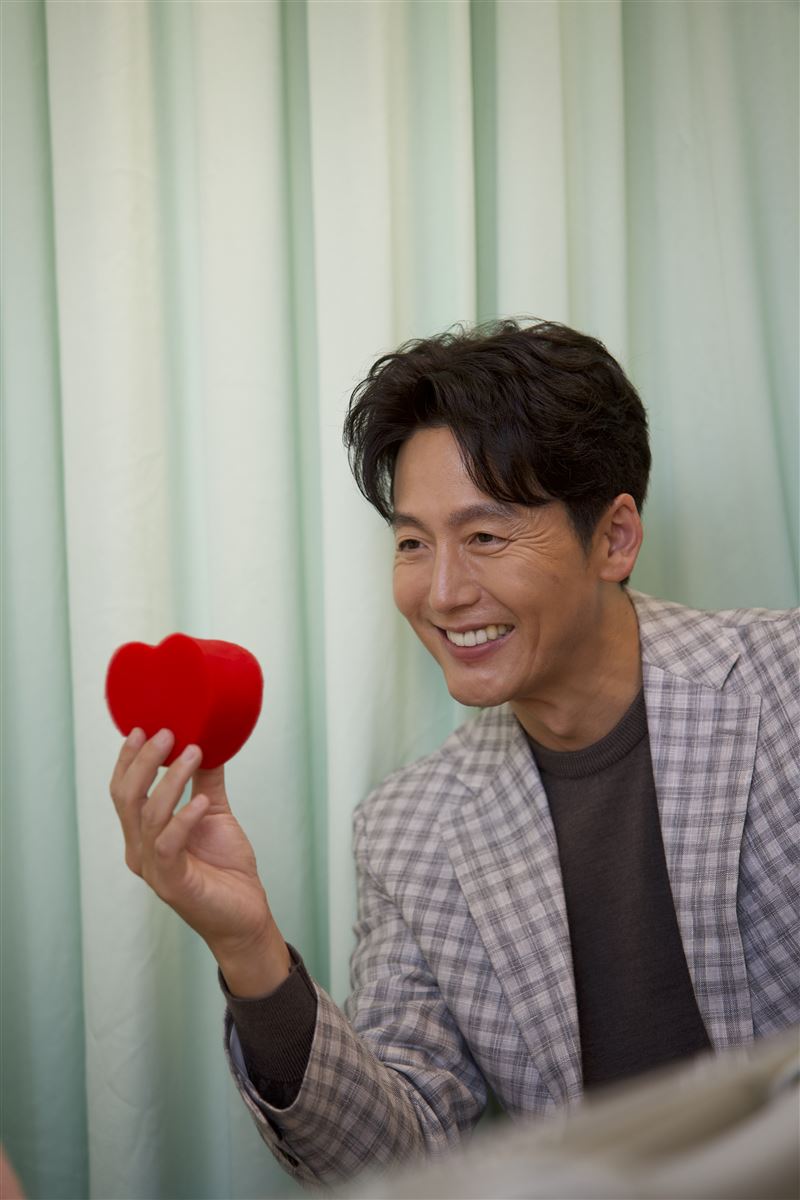 韓星李廷鎮參演《整形過後》。（圖／六魚文創提供）