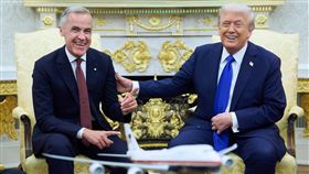 卡尼與川普的會面雖氣氛融洽，卻沒有實質談成的議題進展。（圖／美聯社／達志影像）