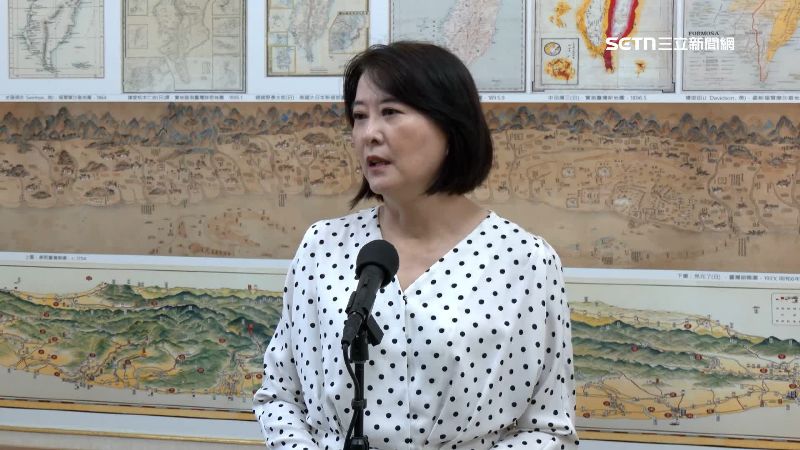 王鴻薇為全民防衛手冊唱和中媒?她狠嗆