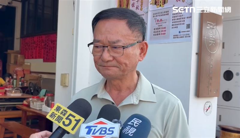 記者進一步要求太太親自回應，他只說：「人不在」。（圖／翻攝畫面）