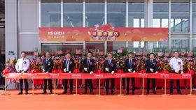 ISUZU屏東2S新據點正式開幕　持續強化南台灣服務網絡（業配勿用）