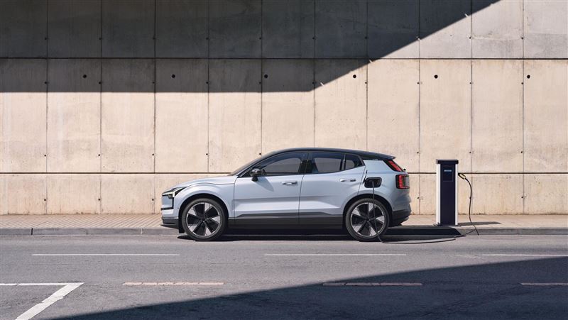 EX30以206輛掛牌、榮登豪華品牌純電冠軍寶座。（VOLVO提供）