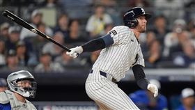 麥克曼恩（Ryan McMahon）敲出季後賽首轟。（圖／美聯社／達志影像）