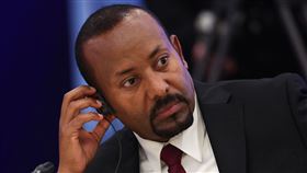 衣索比亞總理阿比。他因結束和厄利垂亞的戰爭，簽署和平協議，於2019年獲得諾貝爾和平獎，卻在2020年又發動對國內泰格瑞地區的軍事行動，被人詬病。（圖／美聯社／達志影像）