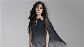 關淑怡退出歌壇五年，傳出送加護病房搶救全身插管。（圖／翻攝自微博）