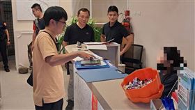 警方查緝過程。（圖／翻攝畫面）