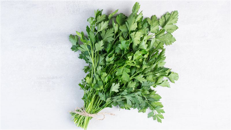 男友故意「準備整桌香菜」　妹子氣炸分手