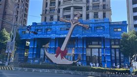 江海大樓,船錨,,船長,海洋,變裝牛,竹北（圖／記者羅欣怡攝影）