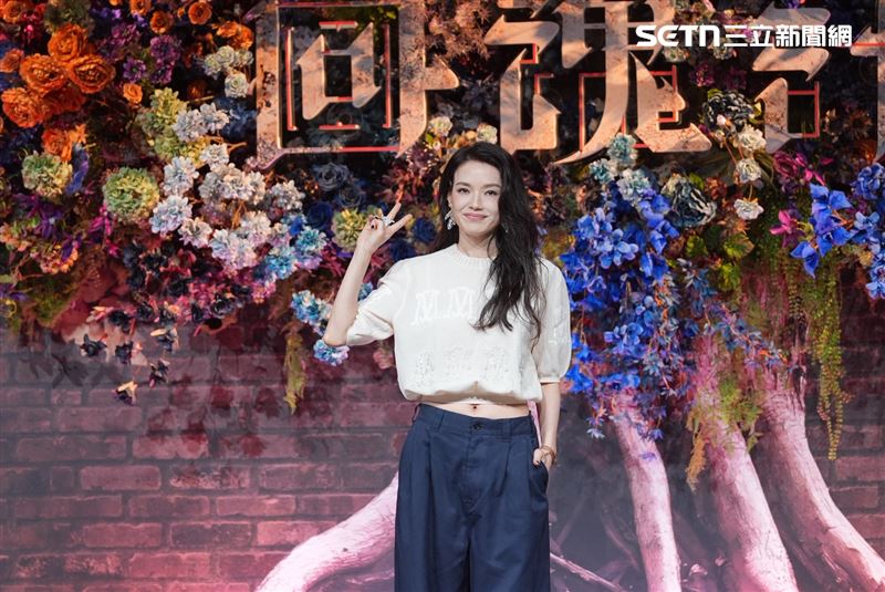 舒淇笑認已老花。（圖／記者鄭孟晃攝影）