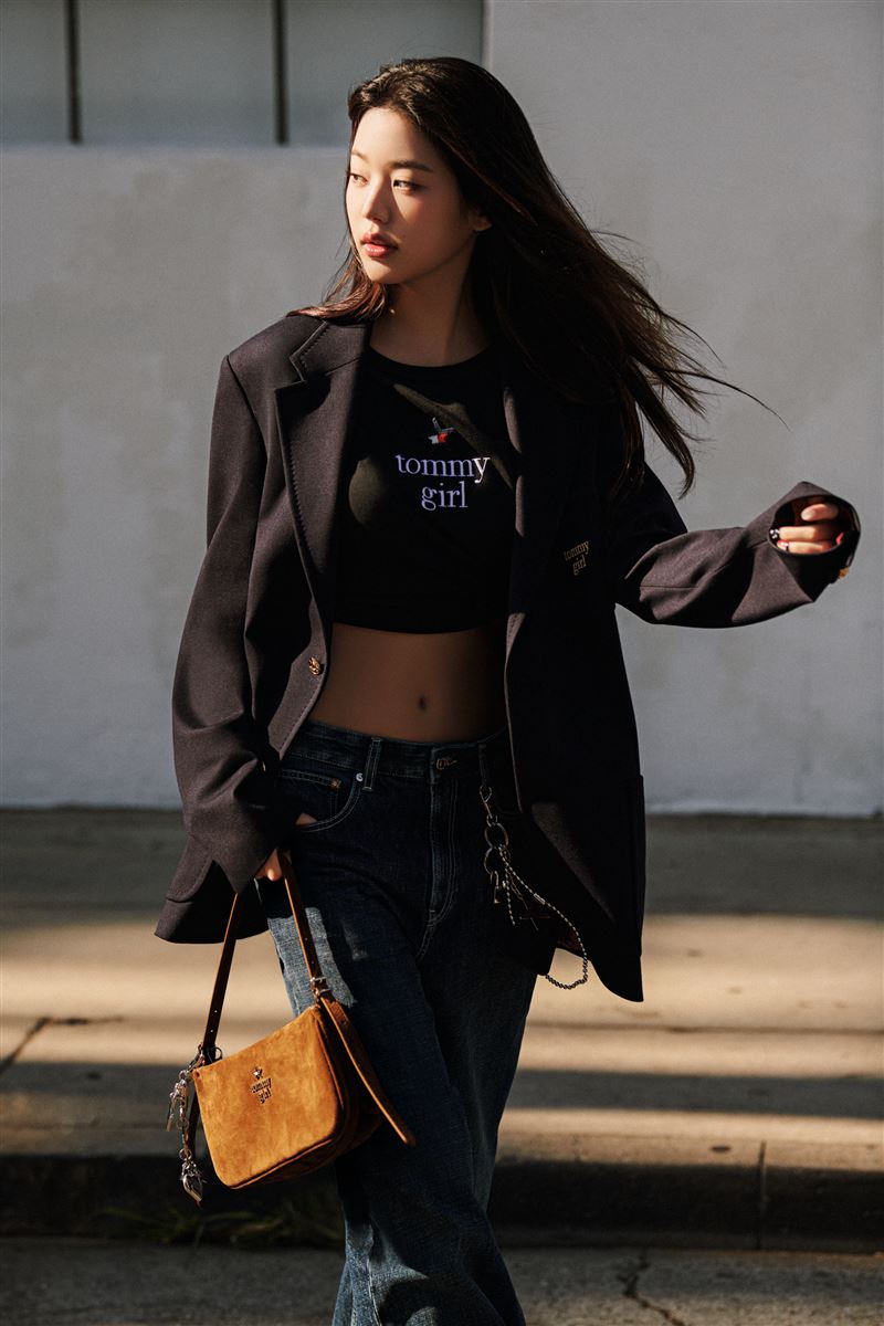 TOMMY JEANS 2025秋季系列帶來季節新意，完美結合傳統與現代。（圖／品牌業者提供）