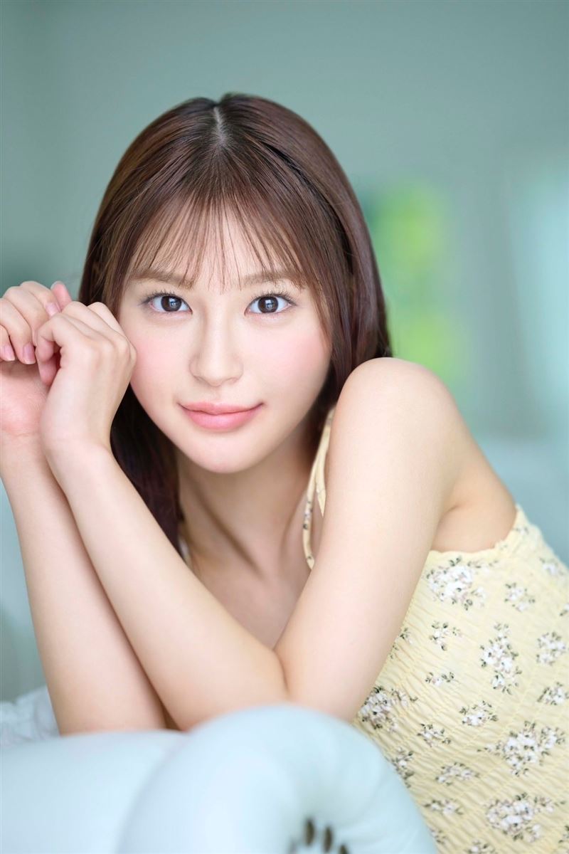 20歲白石奈美身高只有148公分，沒交過男友的她，近期在片商Moodyz出道拍AV。（圖／翻攝自白石奈美X）