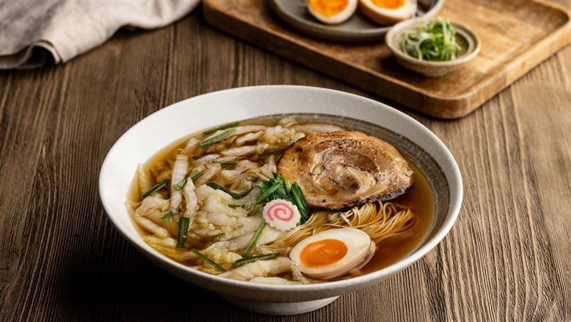 樂麵屋原味豚骨拉麵。（圖／樂麵屋提供）