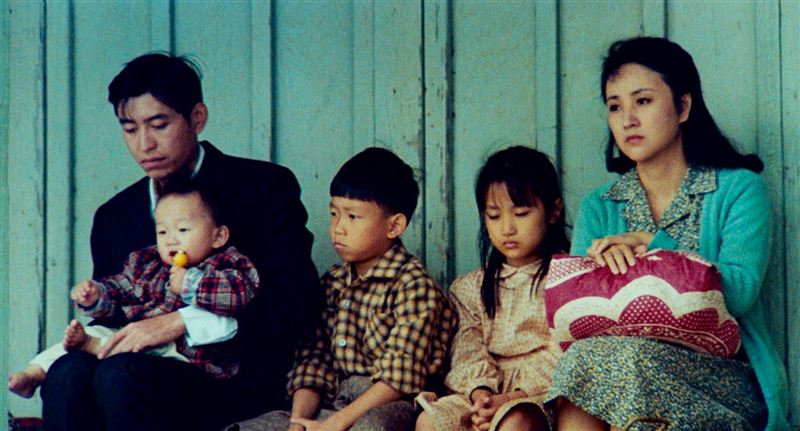 顏正國中華民國雙十節10月10日生日，生命已停格在50歲。自傳揭童星往事謝謝李小龍，華人忘不了的一代童星。圖為電影《油麻菜籽》劇照。（圖／城市國際提供）