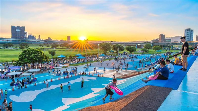 親子假日去哪？家長狂推放電天堂：玩不膩