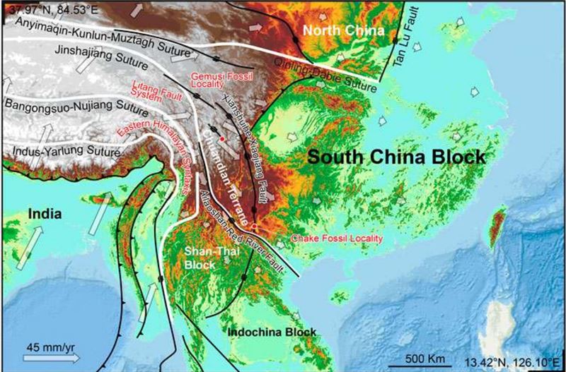 郭鎧紋透露，每個月幾乎都會發生規模7以上地震。（圖／郭鎧紋提供）