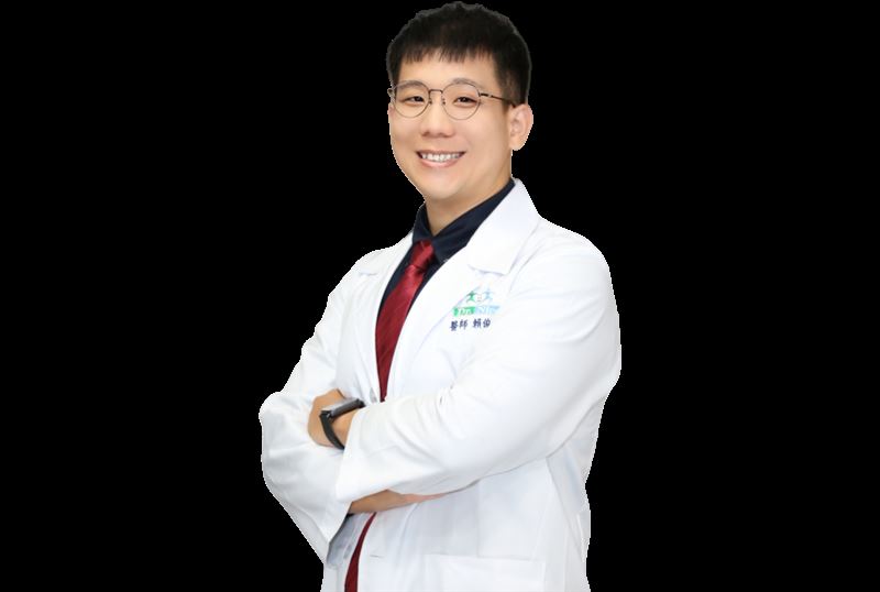 Dr. Nice 雙連新悅中醫診所中醫師賴俊宏分享幾個「助眠妙招」(圖/翻攝自Dr. Nice官網)