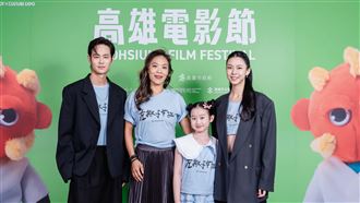 夜市長腿嫩妹闆娘　一看竟是大咖辣模女星