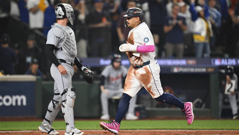 106KG「腿哥」盜三壘 水手殊死戰先得分