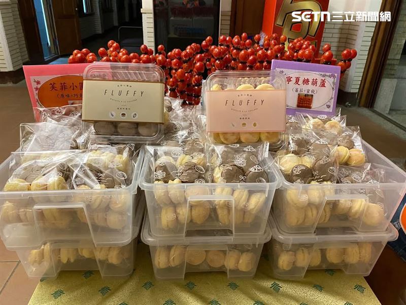 中山女高晚自習點心超狂，出現了寧夏夜市的糖葫蘆。（圖／網友winnie7.tw授權提供，未經同意請勿轉載）