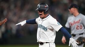 瑞瓦斯（Leo Rivas）代打敲出追平安。（圖／美聯社／達志影像）