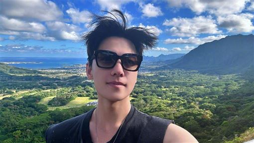 大咖男星私密照洩真實狀態　粉嗨喊太帥