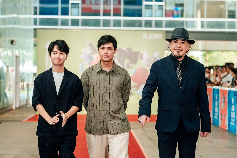 影帝黃秋生（右）率「不赦之罪」劇組參加高雄電影節，獲選這屆焦點影人，並率新片「不赦之罪」劇組到台灣參與映後活動。（圖／高雄電影節提供）