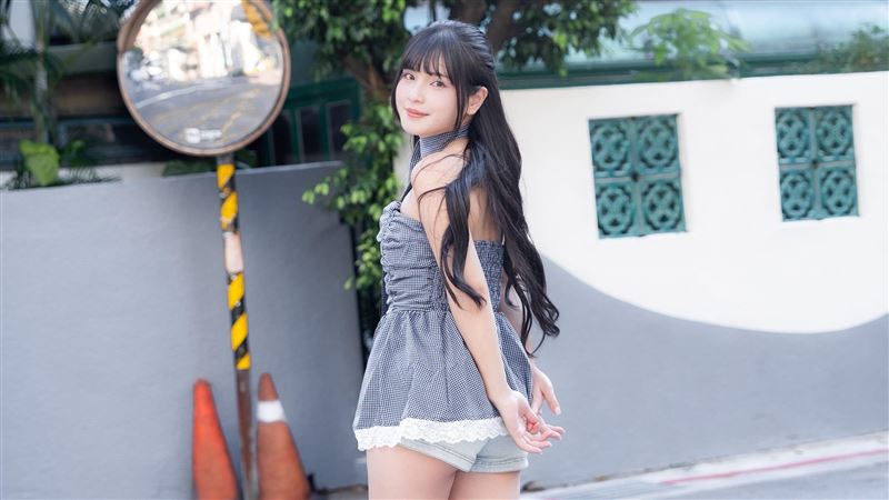 獨／啦啦隊女神花蓮救災　鏟土挖驚人1物