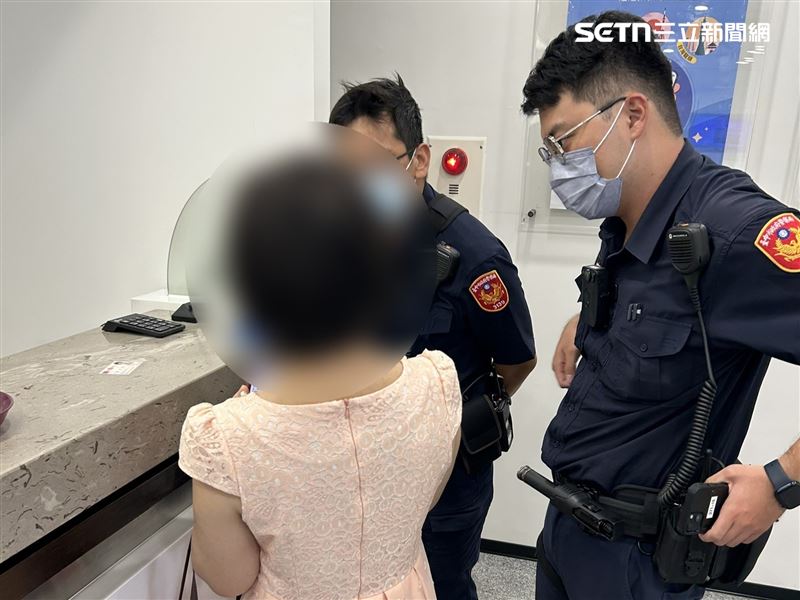 台中60歲婦人誤信詐騙集團，為了看中國男星王一博演唱會，不惜兩度衝銀行匯款。（圖／翻攝畫面）