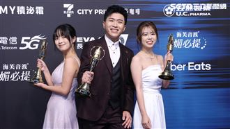 廣播許富凱終於奪金鐘獎!入圍17次熬9年