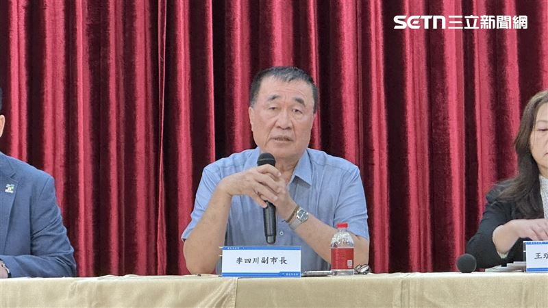 台北市副市長李四川說，代表北市府向新壽提出是否共同合意終止契約，明天週一也會正式發公文給新壽。（圖／記者詹宜庭攝影）