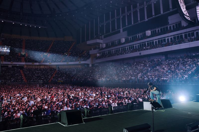 優里首度來台就攻蛋，但全場座位仍坐滿，人氣相當旺。（圖／大鴻藝術BIG ART提供）