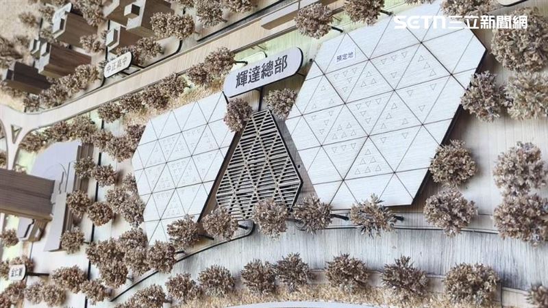 吉家網董事長李同榮認為，北市府與新壽互踢皮球，中央態度消極，是導致輝達進駐北士科破局的主要原因。（圖／記者陳韋帆攝影）