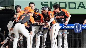 統一獅流浪3個月球迷氣炸　體育局給承諾