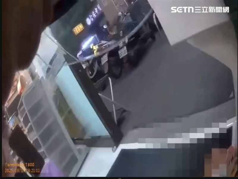洪男在超商被警方查獲（圖／翻攝畫面）