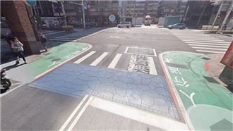 「藍色馬路」上路　違規開罰36000元