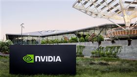 輝達釋出Corporate Real Estate Transactions Manager職缺，負責亞太區不動產交易與租賃協商，職位高階、條件優渥，卻因人才稀缺已上線逾一個月仍在徵才中。此職非工程類，卻是未來總部落腳與擴張計畫的核心角色。（圖／翻攝自輝達官網）