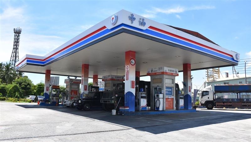 台灣中油:13日起汽、柴油各調降0.2元